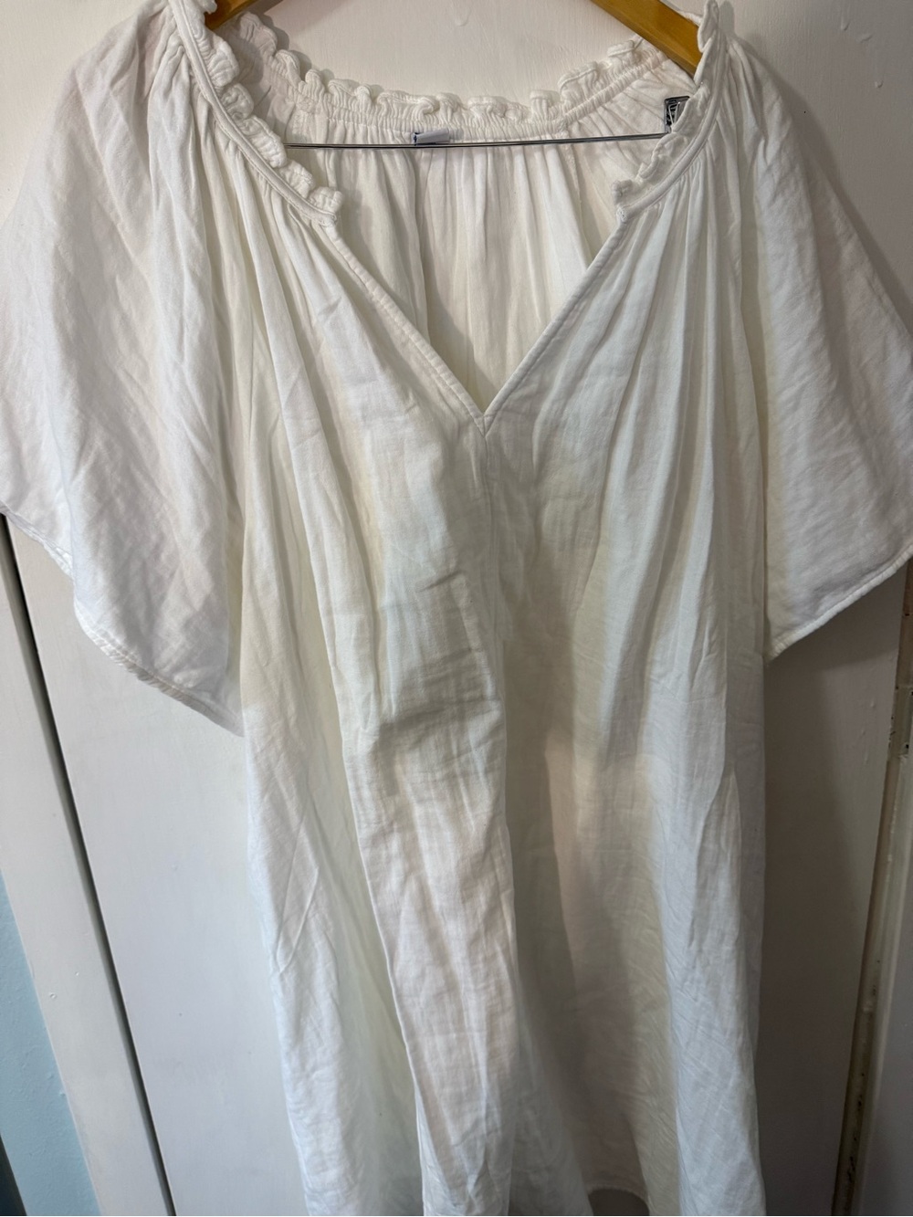 Old Navy White Boho Peasant Tunic